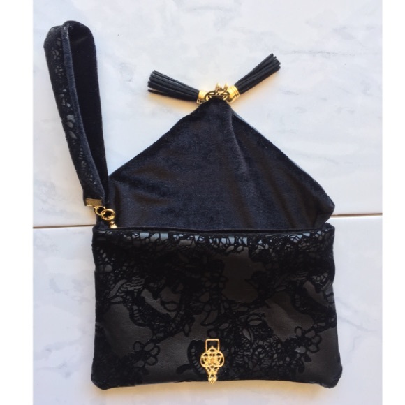 ✨NEW✨Handmade Faux Leather & Velvet Luxe Clutch - Picture 4 of 8